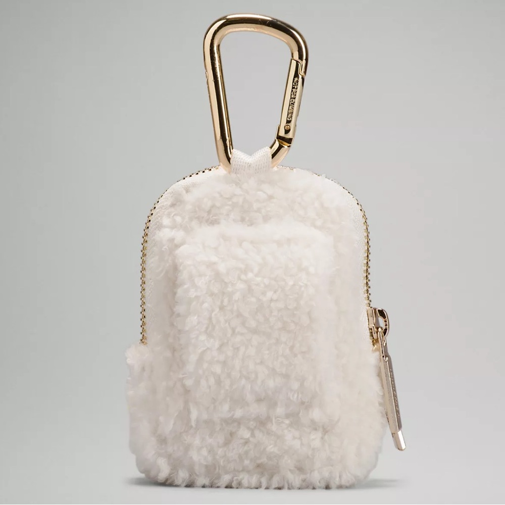 Lululemon Nano Clip On Backpack White Fleece Nwt - Picture 2 of 5